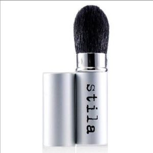 Stila Retractable Powder Brush